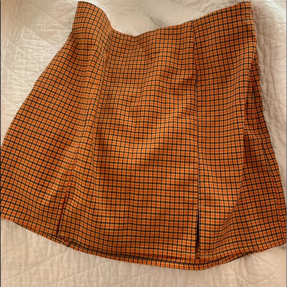 PLAID URBAN OUTFITTERS SKIRT